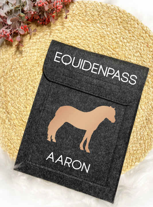 Equidenpasshülle "Fjordpferd - Aaron" l personalisiert